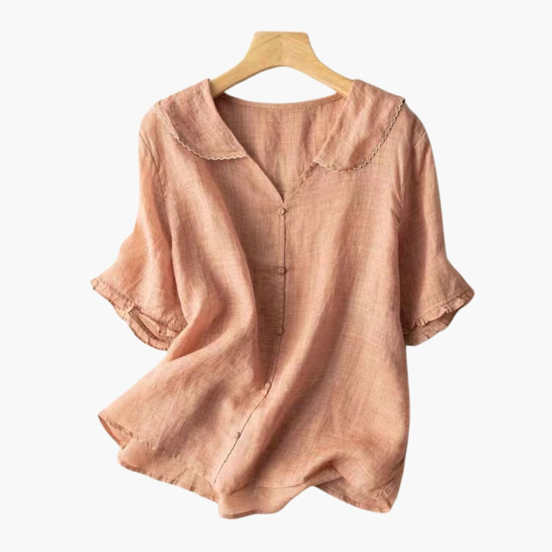 Blusa Feminina com Fecho de Botões e Gola Ondulada