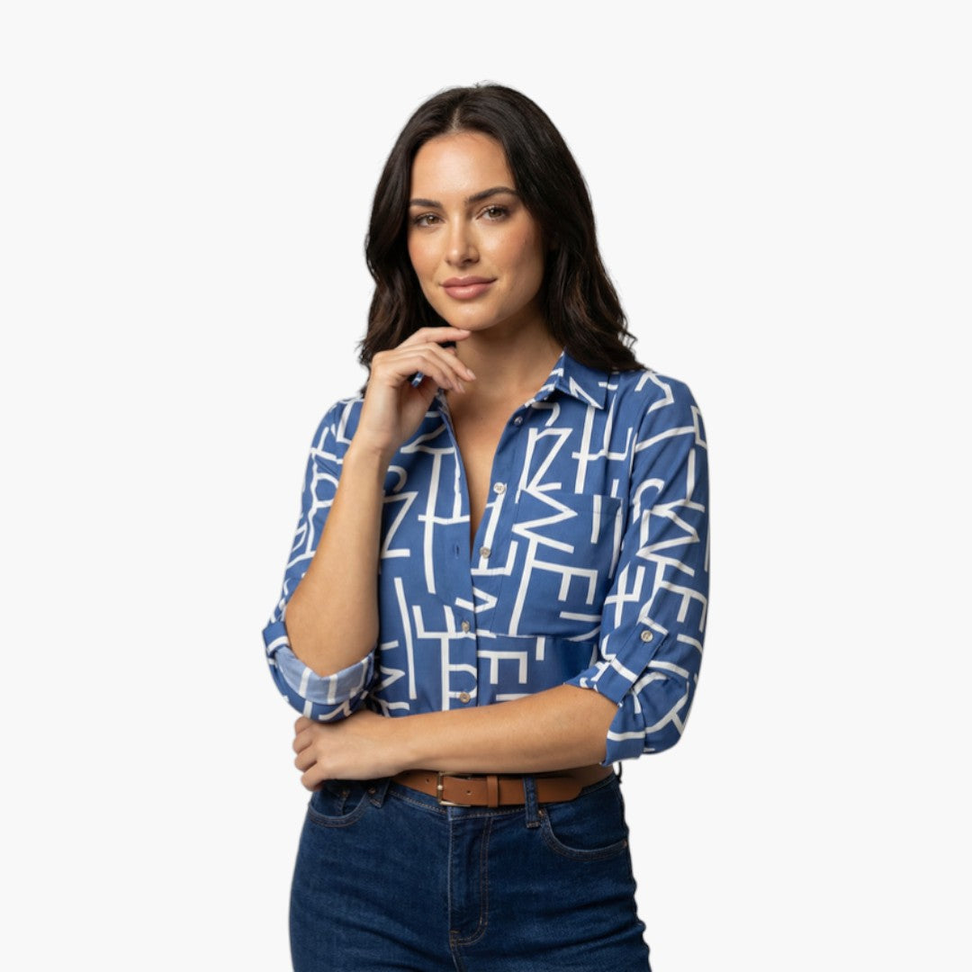 Blouse femme à col rabattu et fermeture boutonnée