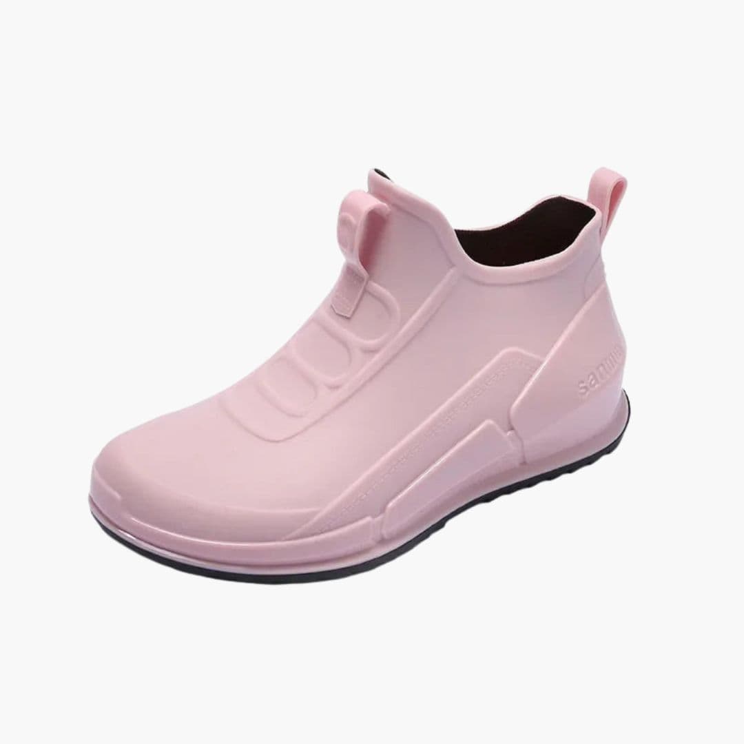 Women's slip-on boots with contoured sole