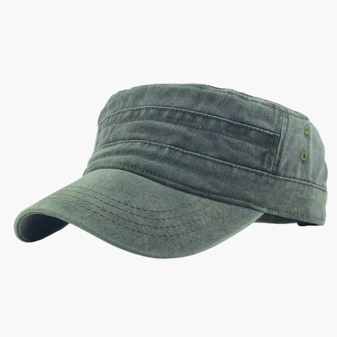 Men's cap with curved visor and side eyelets