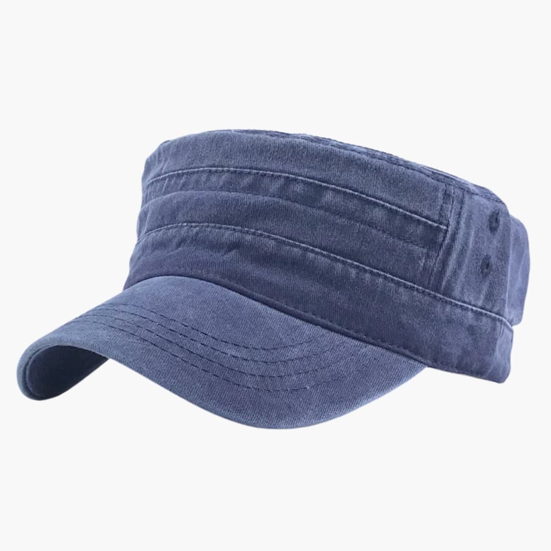 Men's cap with curved visor and side eyelets