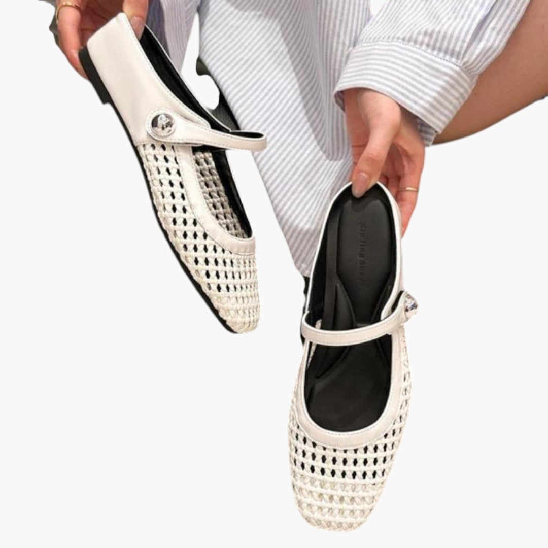 Scarpe mule da donna con tomaia intrecciata e cinturino