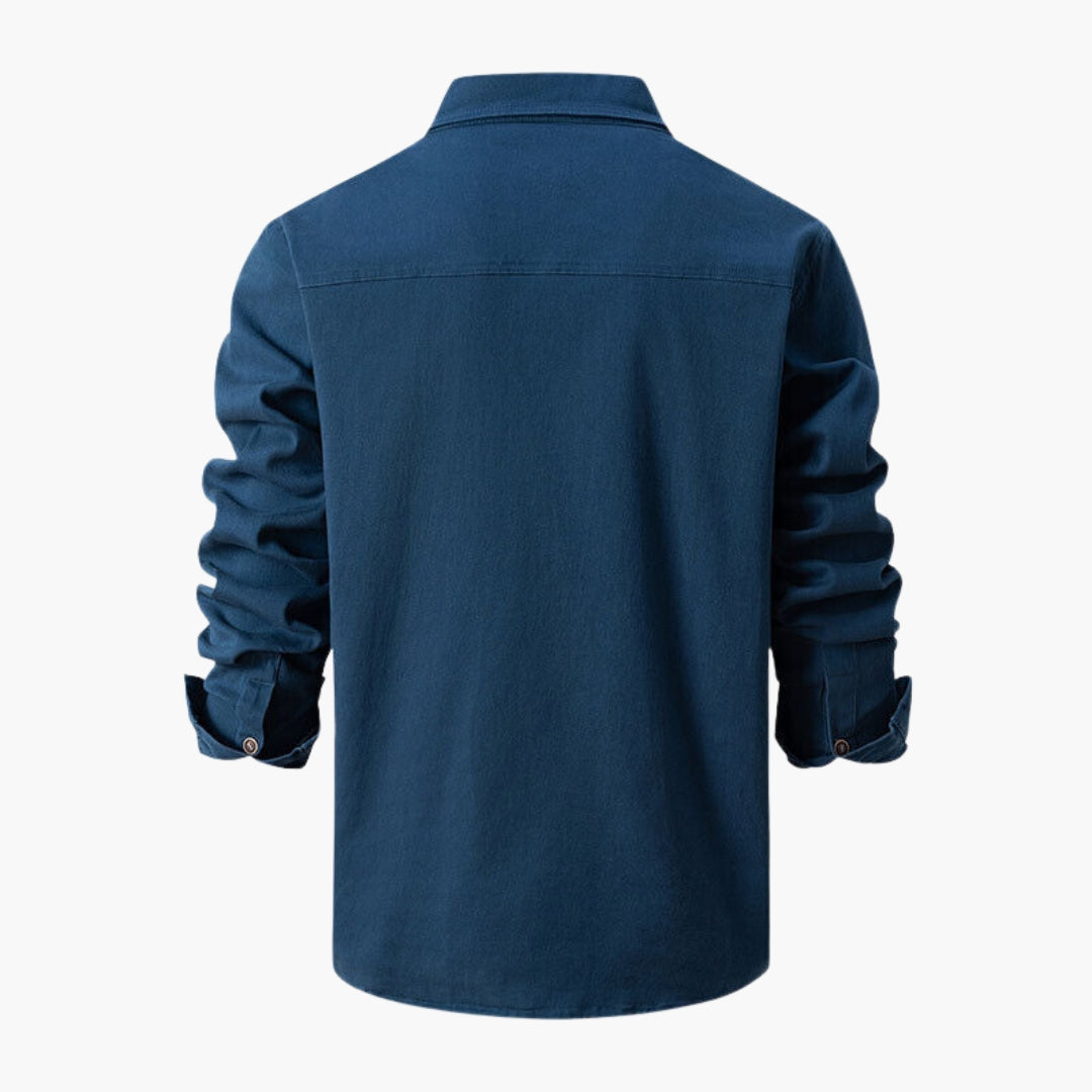 Camisa hombre con bolsillos en el pecho y botones