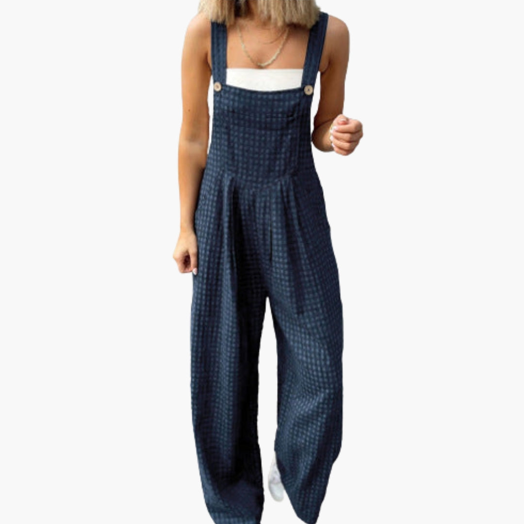 Women's jumpsuit with adjustable straps and wide legs