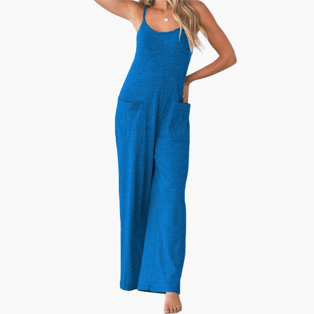 Tuta donna con sottili spalline e tasche