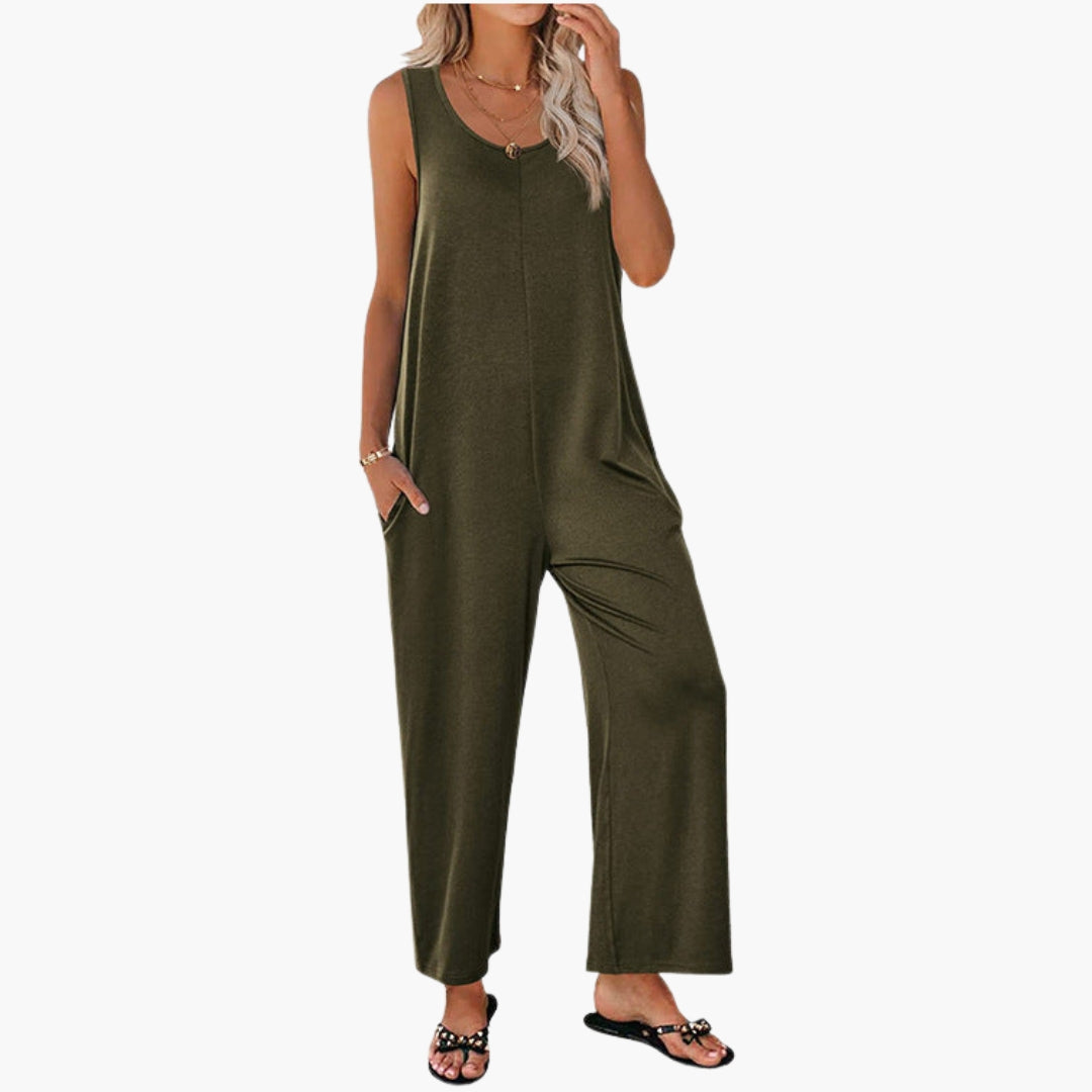 Sleeveless women's jumpsuit with wide legs