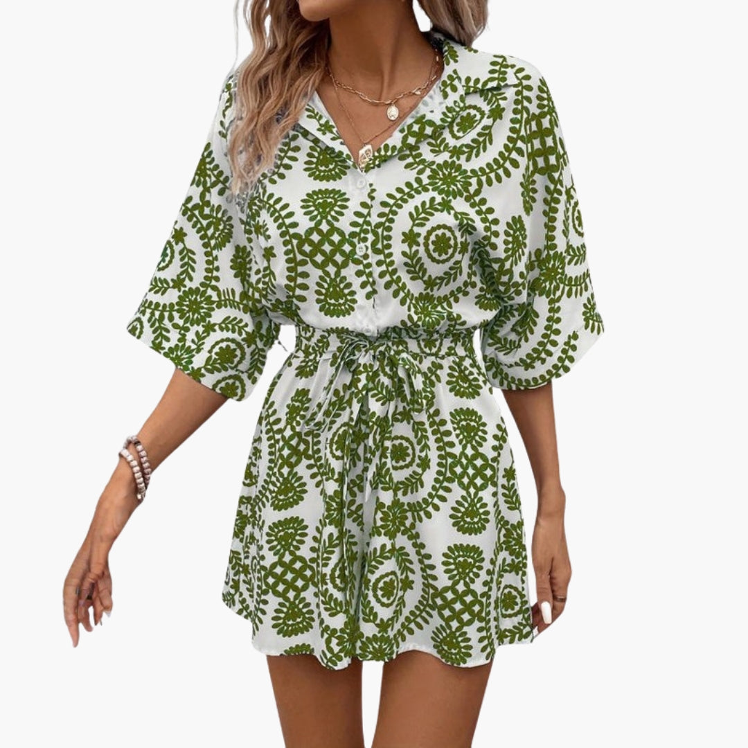 Women's short jumpsuit with shirt collar and tie belt