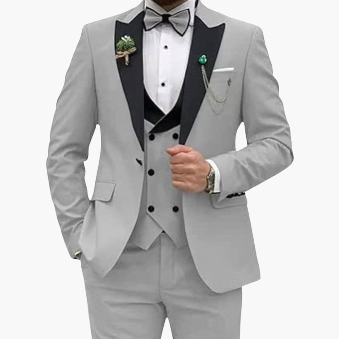 Costume homme trois pièces avec col contrastant et gilet