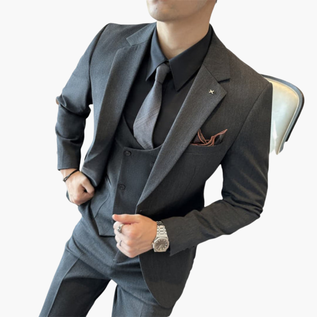 Costume trois pièces pour homme avec col cranté et fermeture à boutons