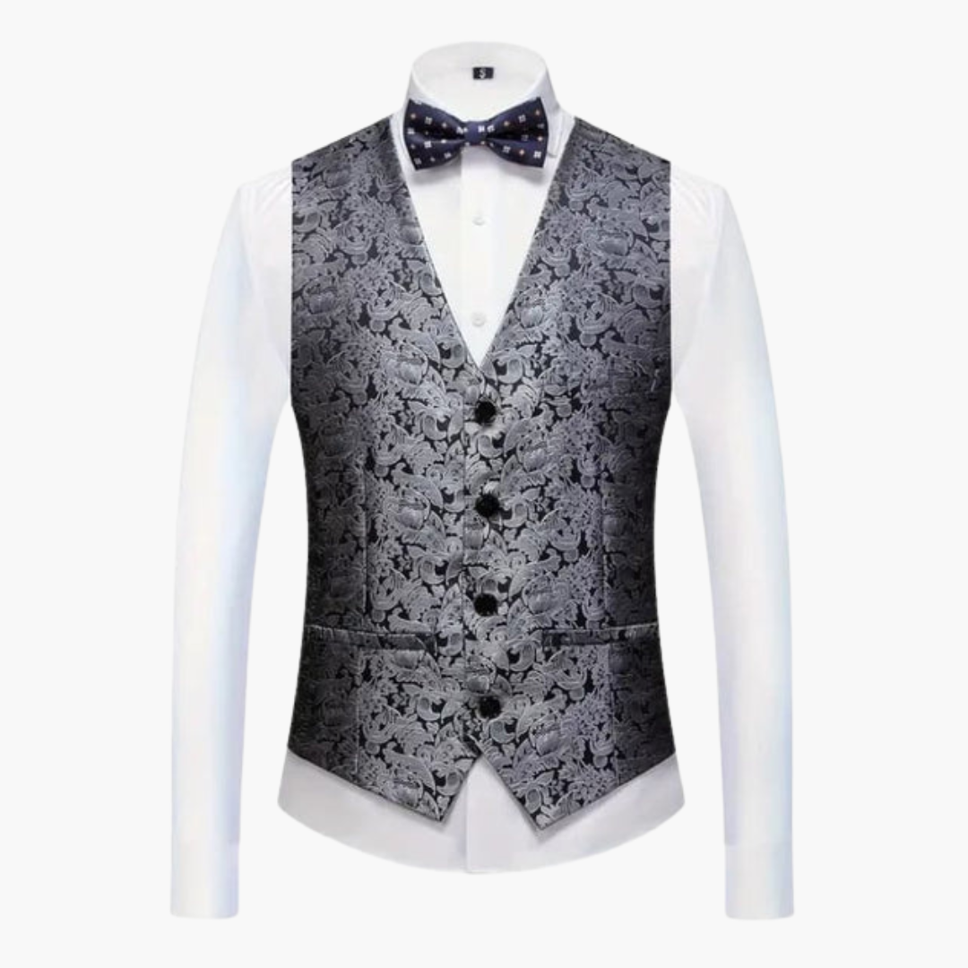 Three-piece men's jacquard suit with satin lapels and slim-fit trousers