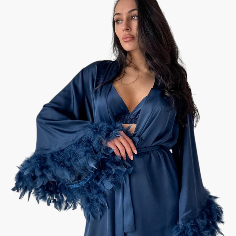 Completo Donna Tre Pezzi con Bordo di Piume
