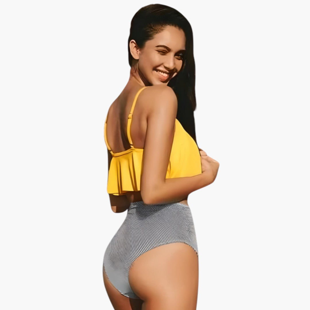 Bikini sæt til kvinder med flæsebluse