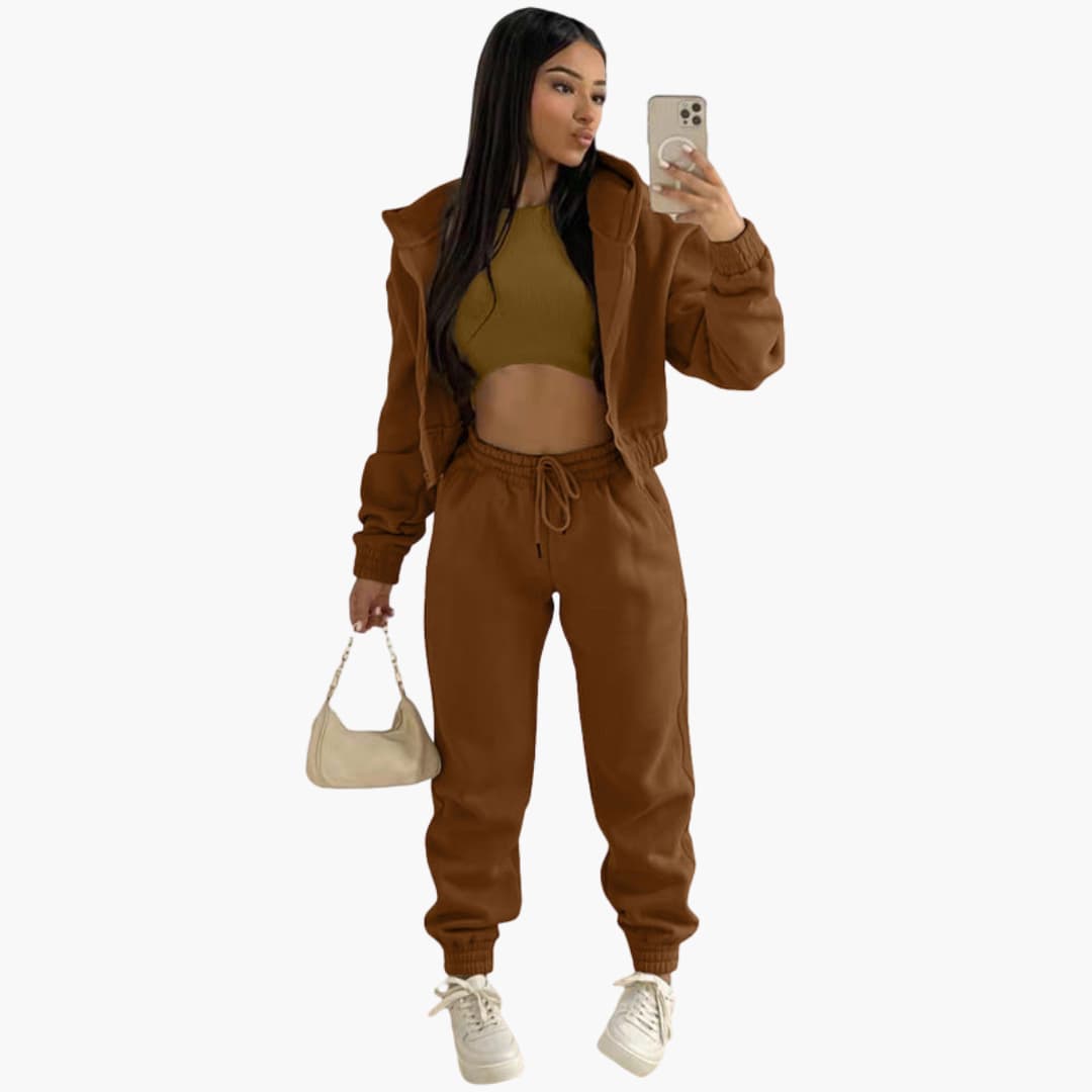 Women's sports set with long-sleeve top and drawstring pants