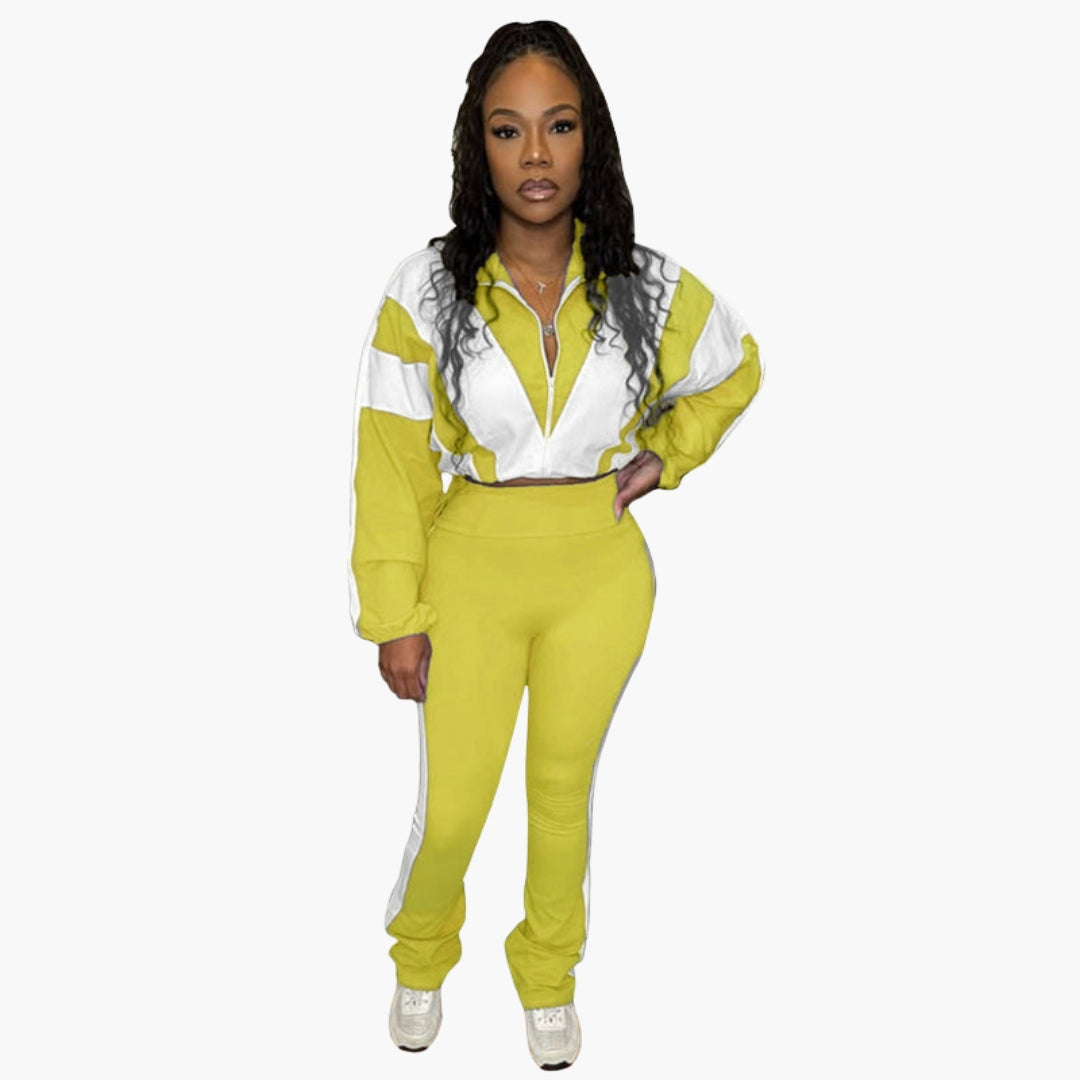 Two-piece women's set with puff sleeves