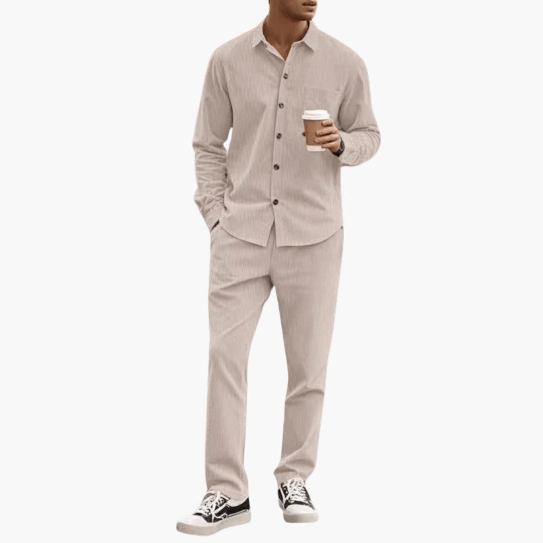 Ensemble deux pièces hommes a chemise rayée et pantalon