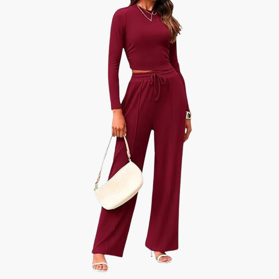 Women's set with long-sleeve top and wide-leg pants