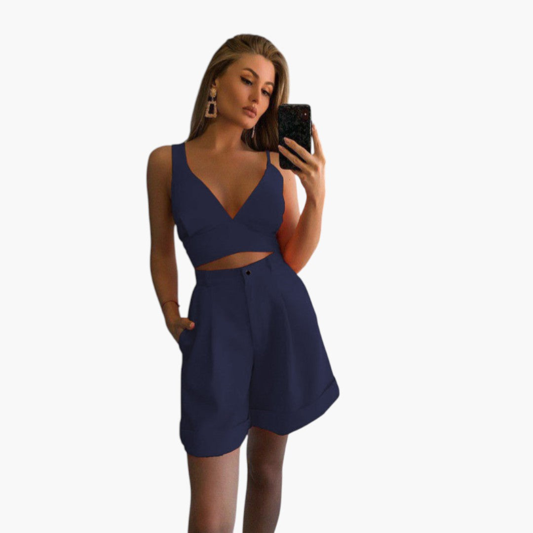 Women's set with short V-neck top and elastic waist shorts