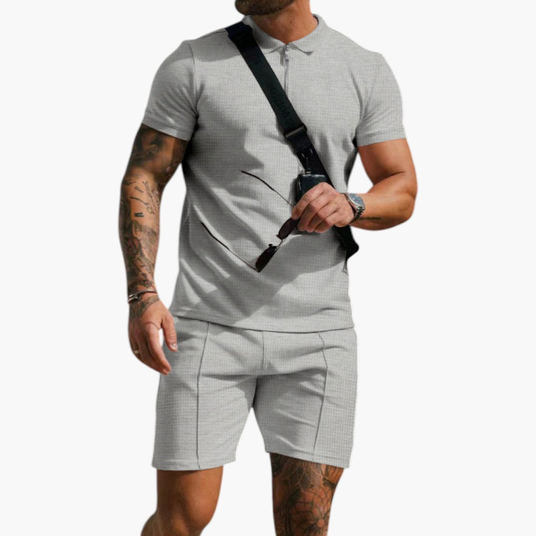Ensemble polo et short homme avec fermeture zippée et poches