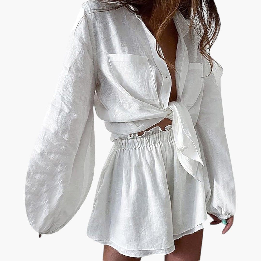 Women's set with cropped top and shorts