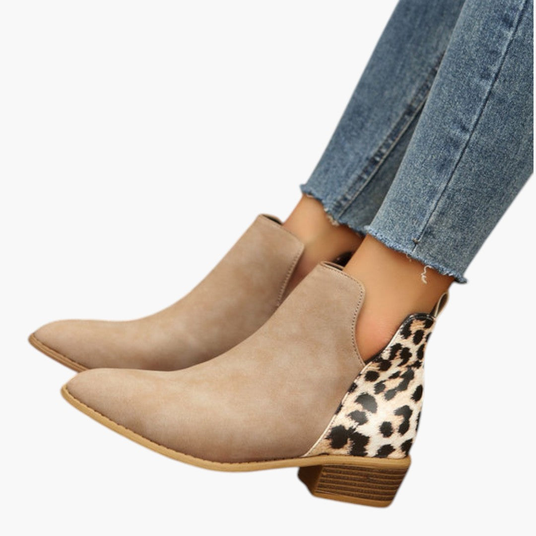 Escarpins pour femmes avec talons hauts et design élégant