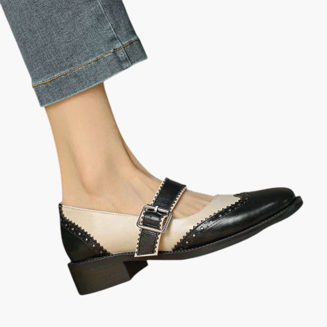 Damen Mary Jane Schuhe mit T-Riemen und Brogue-Details