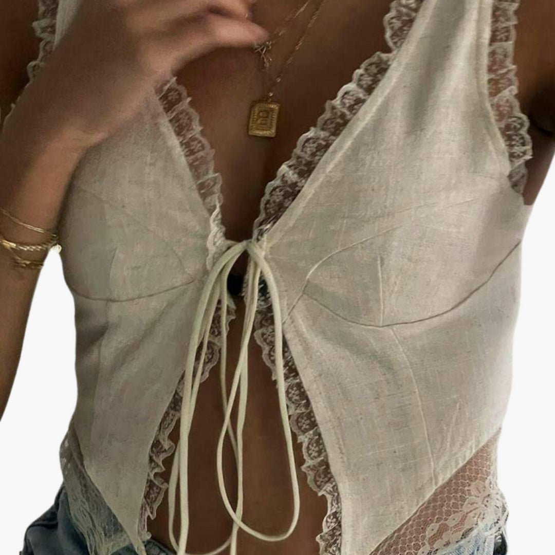 Top Mulher com Decote em V e Acabamento em Renda