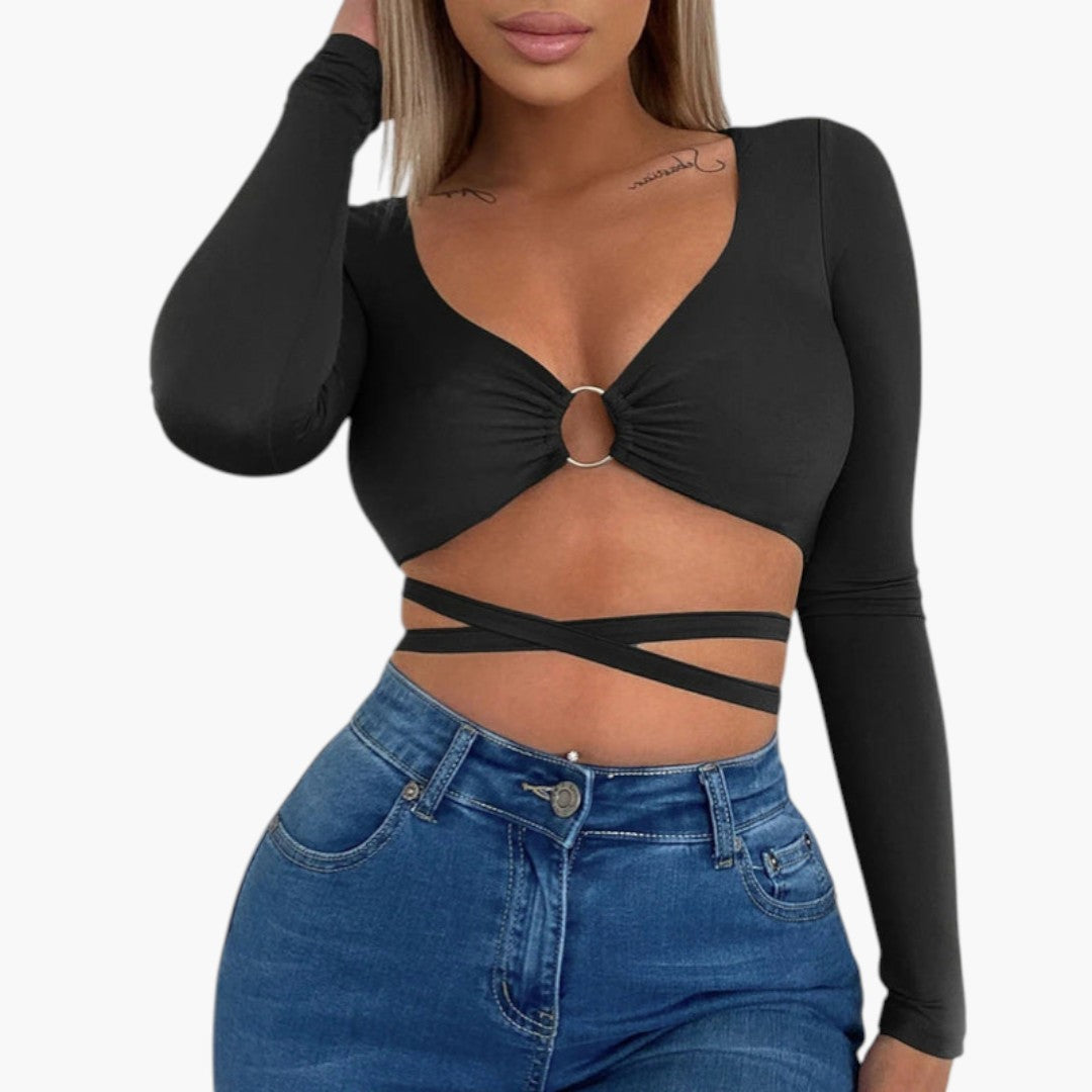 Women's cropped top with ring detail and long sleeves