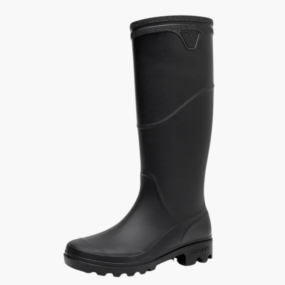 Men's High Boots with Profiled Sole and Reinforced Shaft