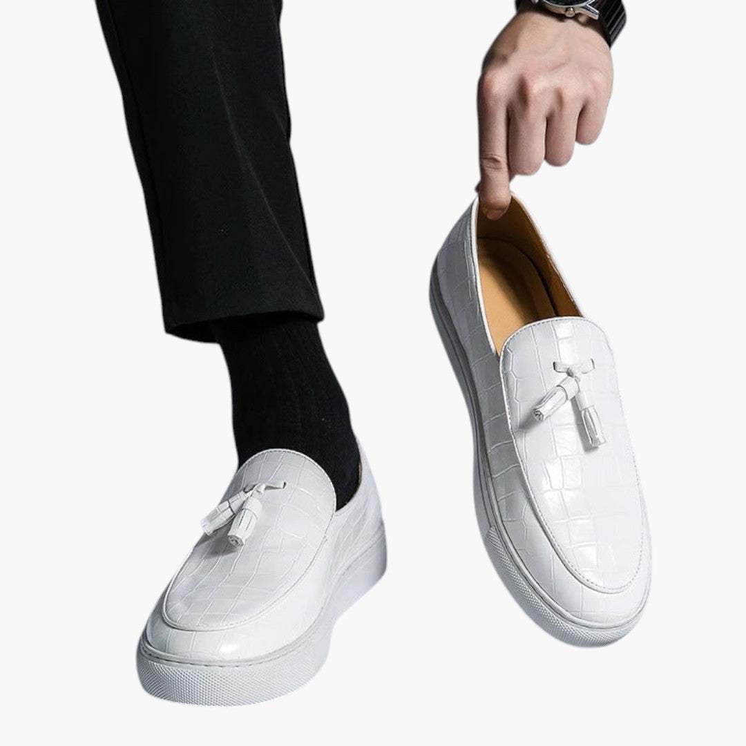 Homme Mocassins en cuir avec design sans lacets et semelle texturée