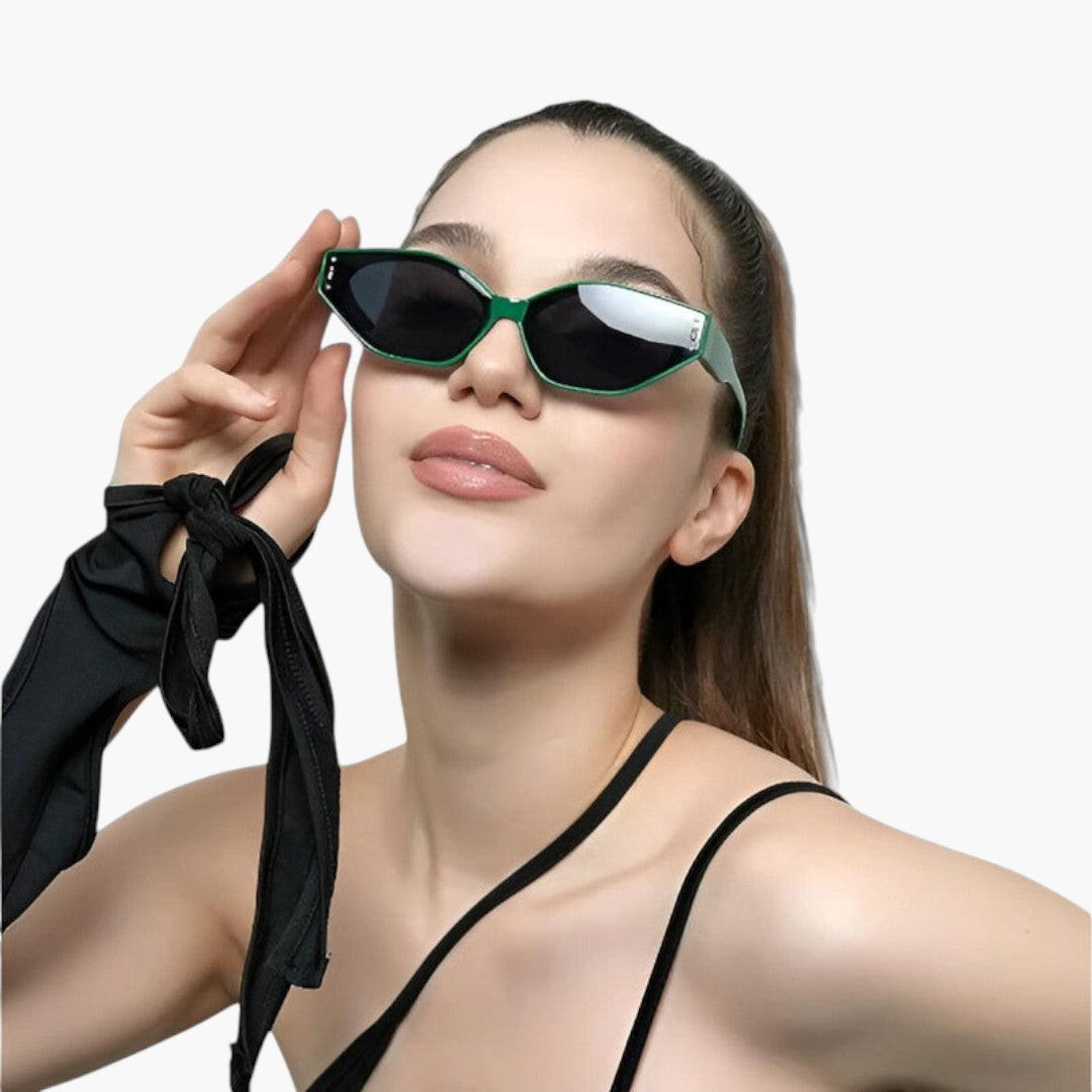 Lunettes de Soleil Femme avec Monture Étroite et Verres Angulaires