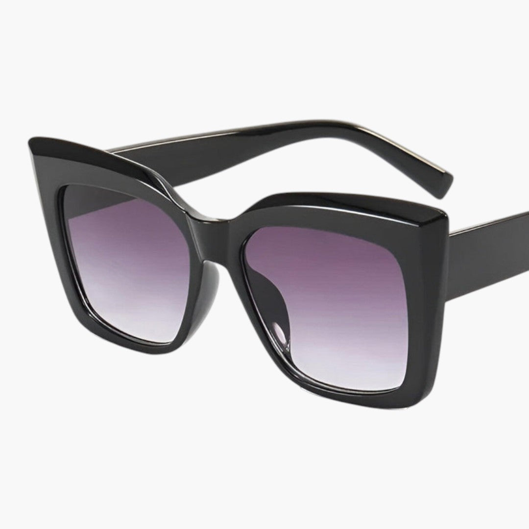 Lunettes de soleil femmes avec forme cat-eye et verres dégradés