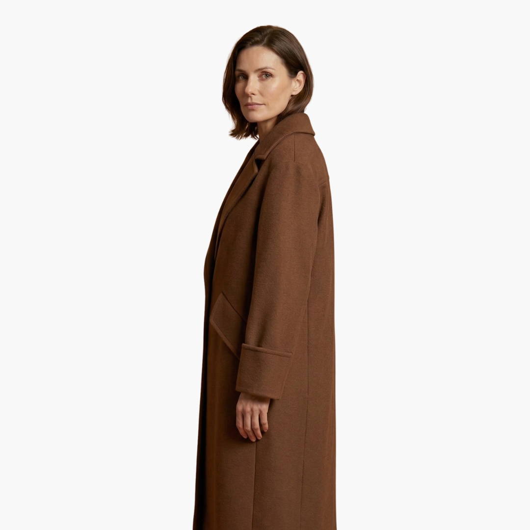 Long coat for women with lapel collar and button closure