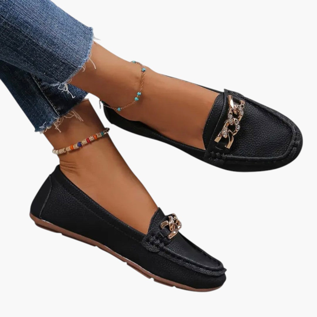 Mocassins Femme avec Chaîne Métallique et Texture Grainée