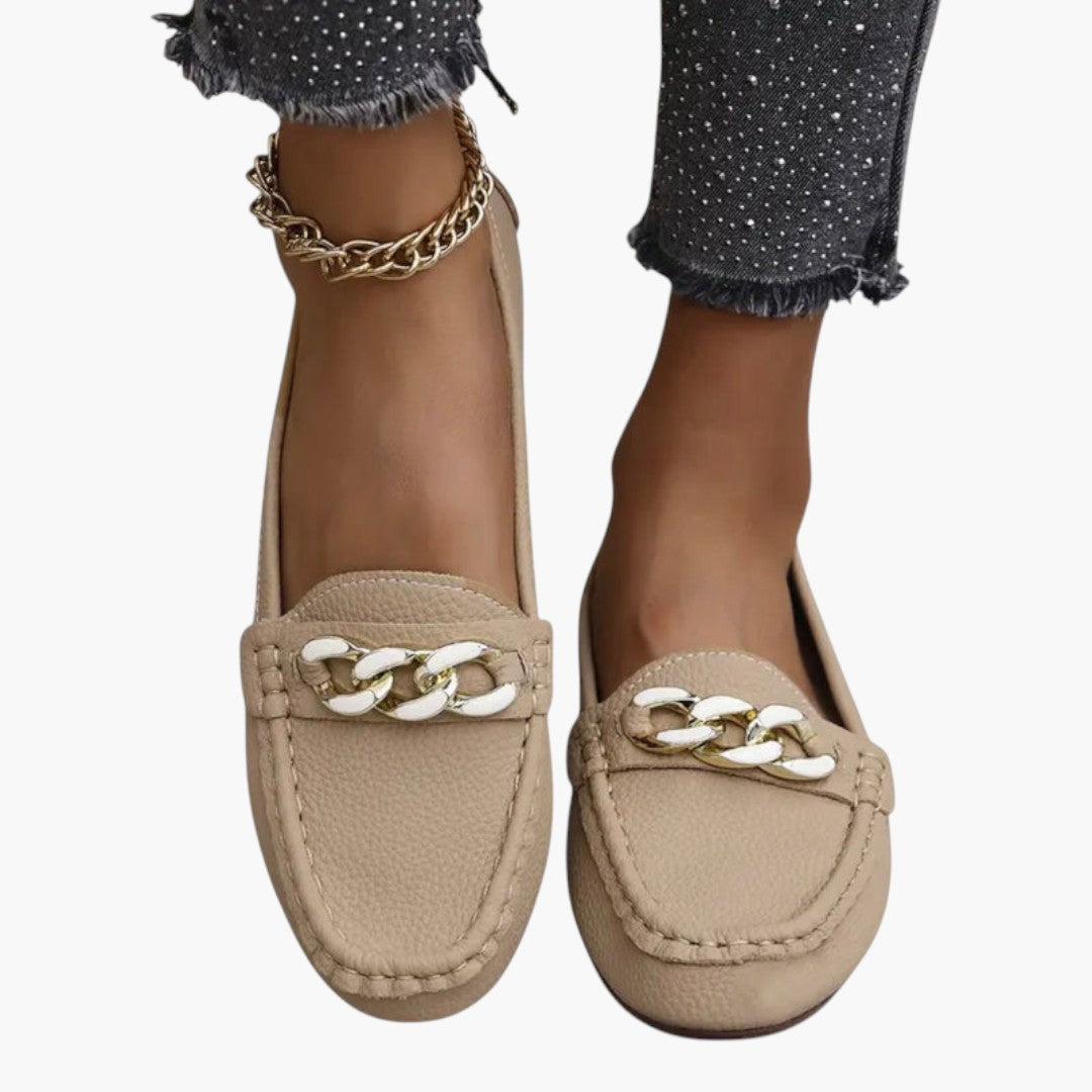 Mocassins Femme avec Chaîne Métallique et Texture Grainée