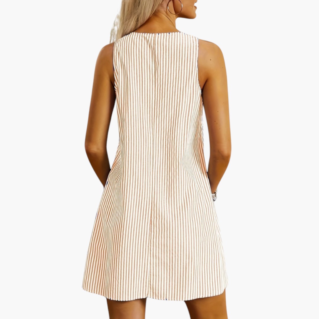 Robe courte femme sans manches a poches plaquées