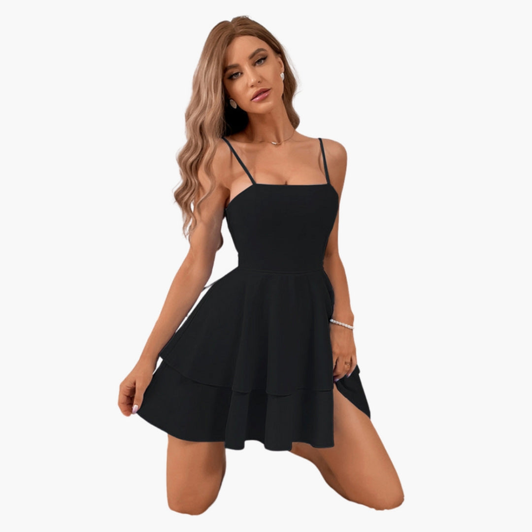 Robe pour femme à fines bretelles et jupe à étages