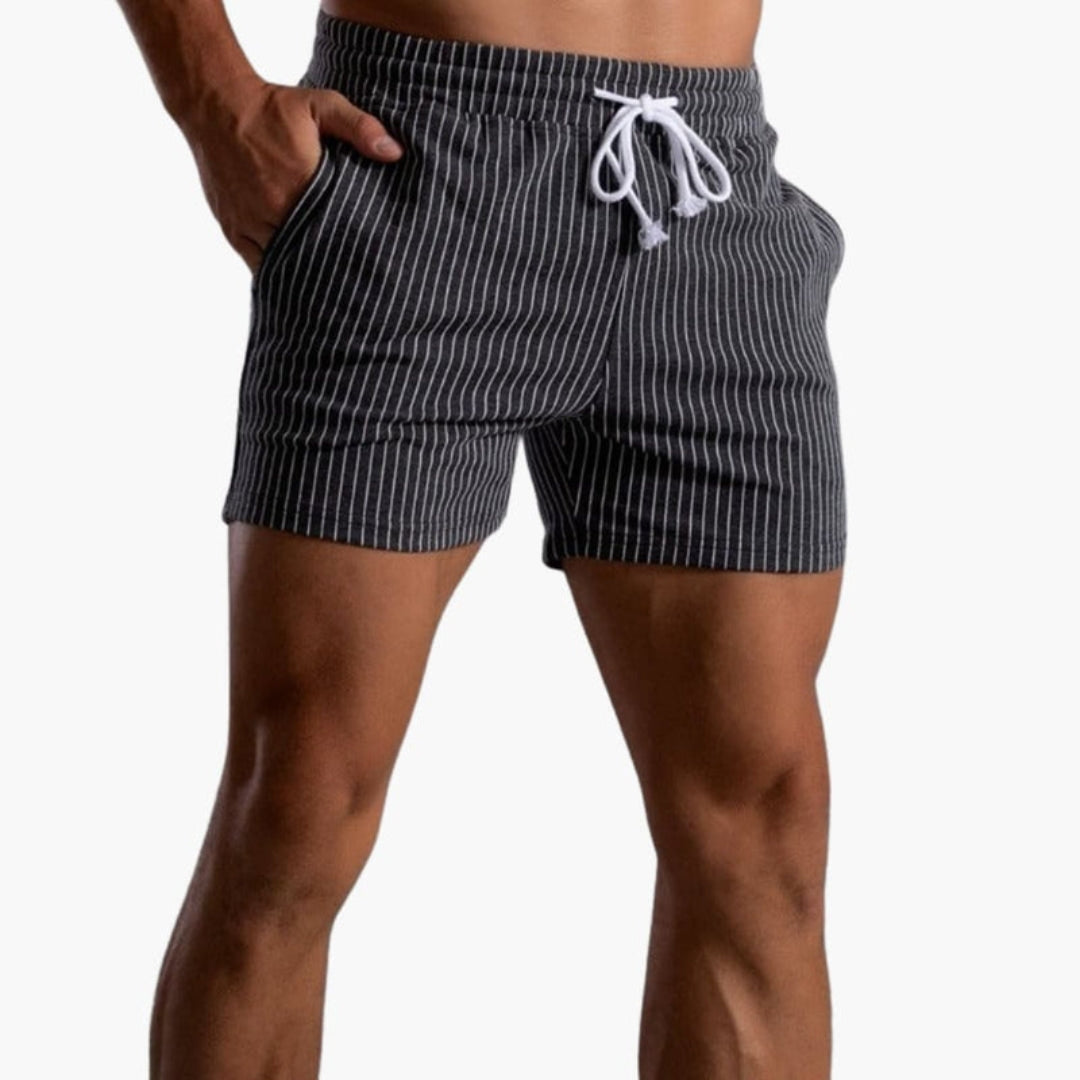 Short homme à cordon de serrage et motif rayé