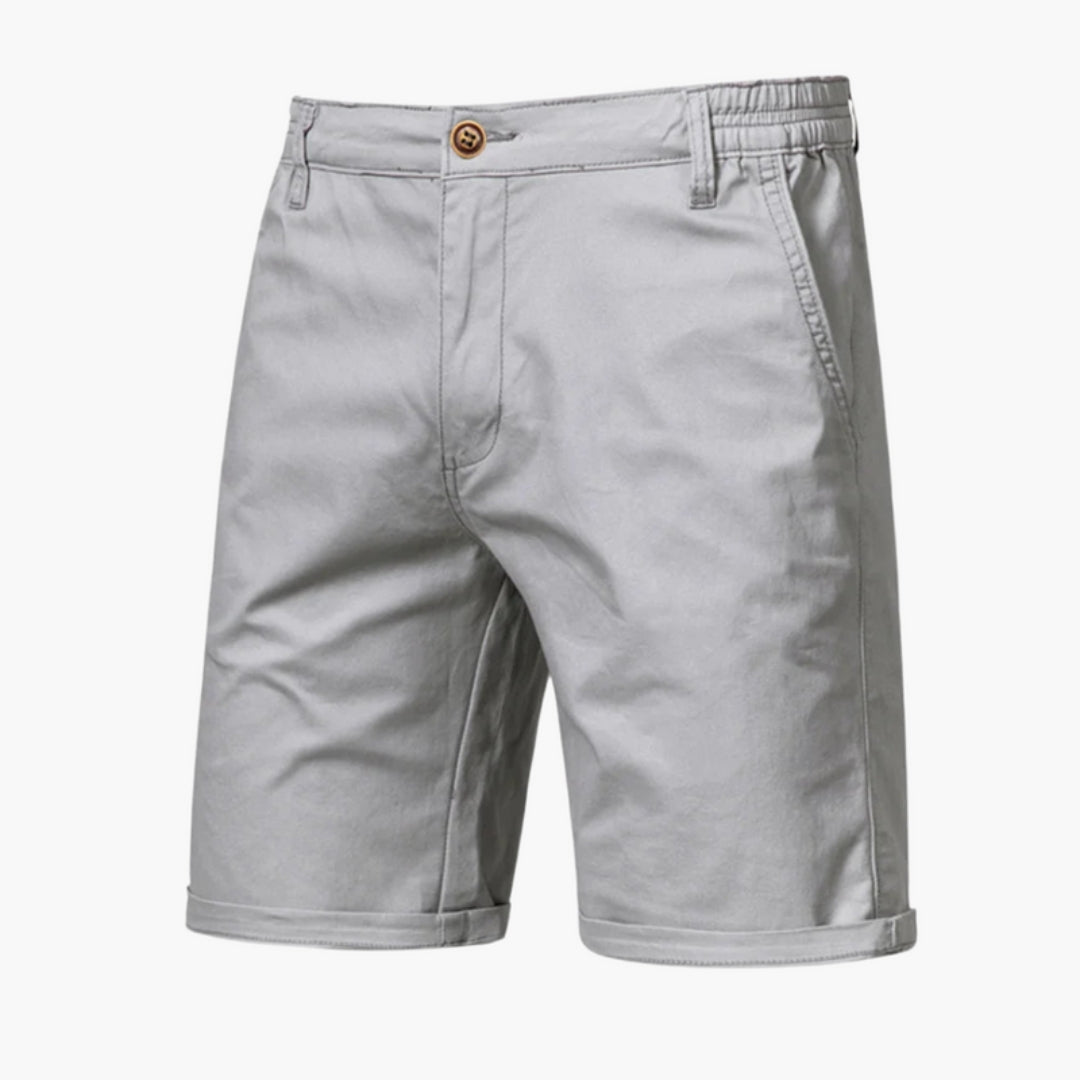 Short homme avec fermeture bouton et poches latérales