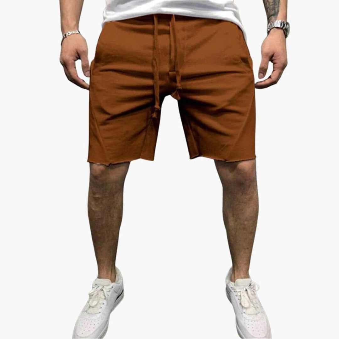 Short homme avec taille à cordon et coupe droite
