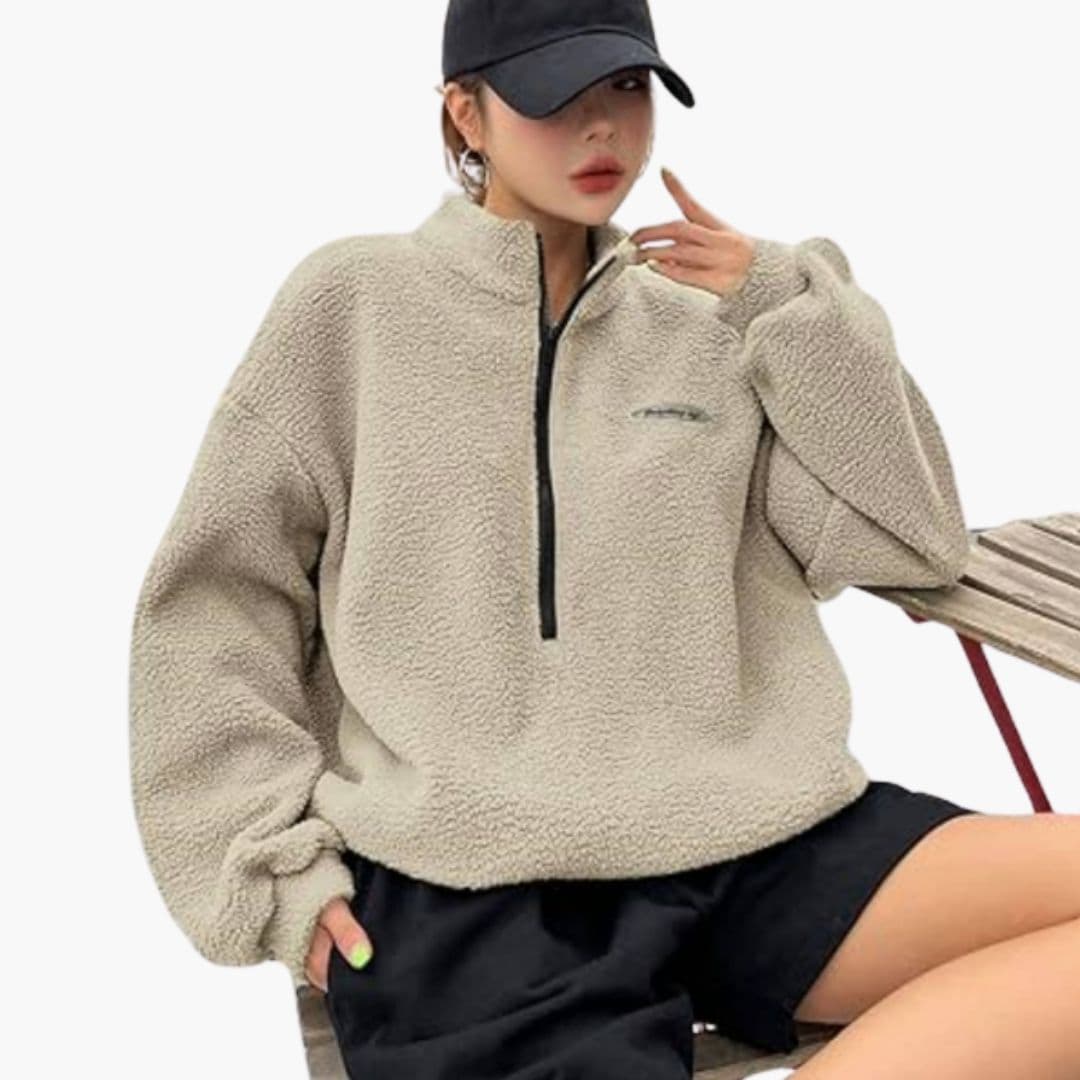 Women's winter sweatshirt with half zip and loose fit