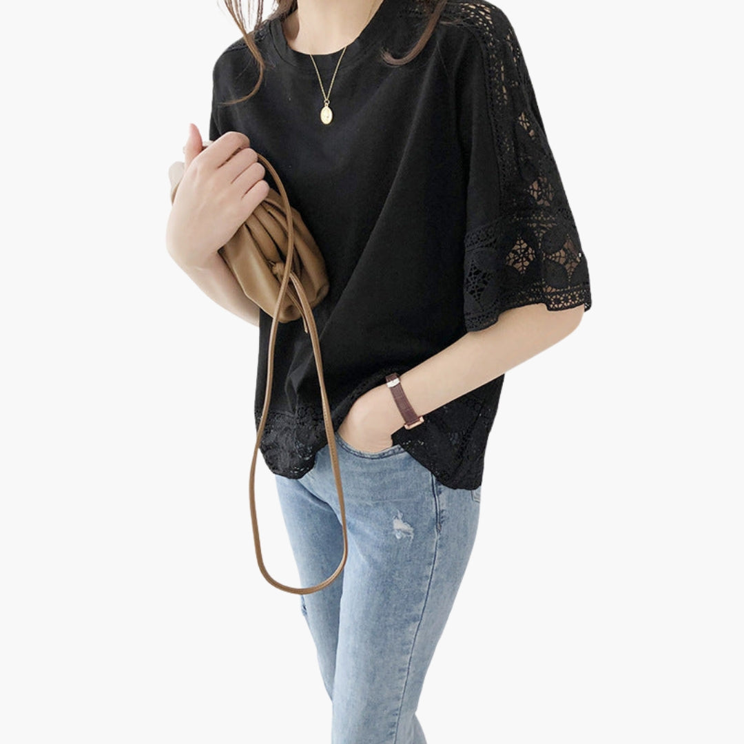 Women's round-neck shirt with lace sleeves and hem