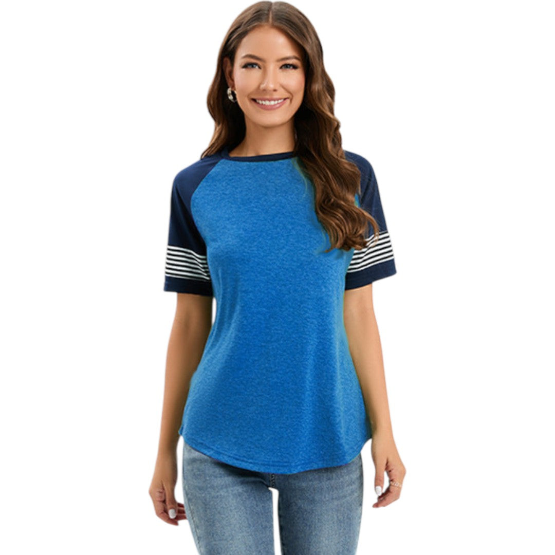 T-shirt feminina com mangas raglã e painéis às riscas