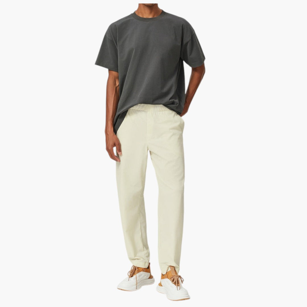 T shirt homme col rond àvec manches courtes