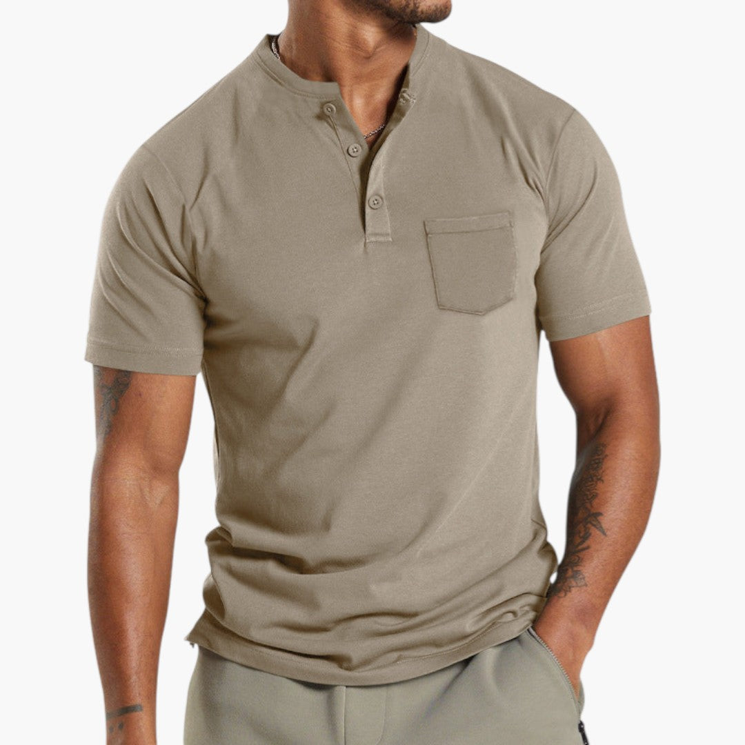 T shirt homme de style Henley avec poche poitrine