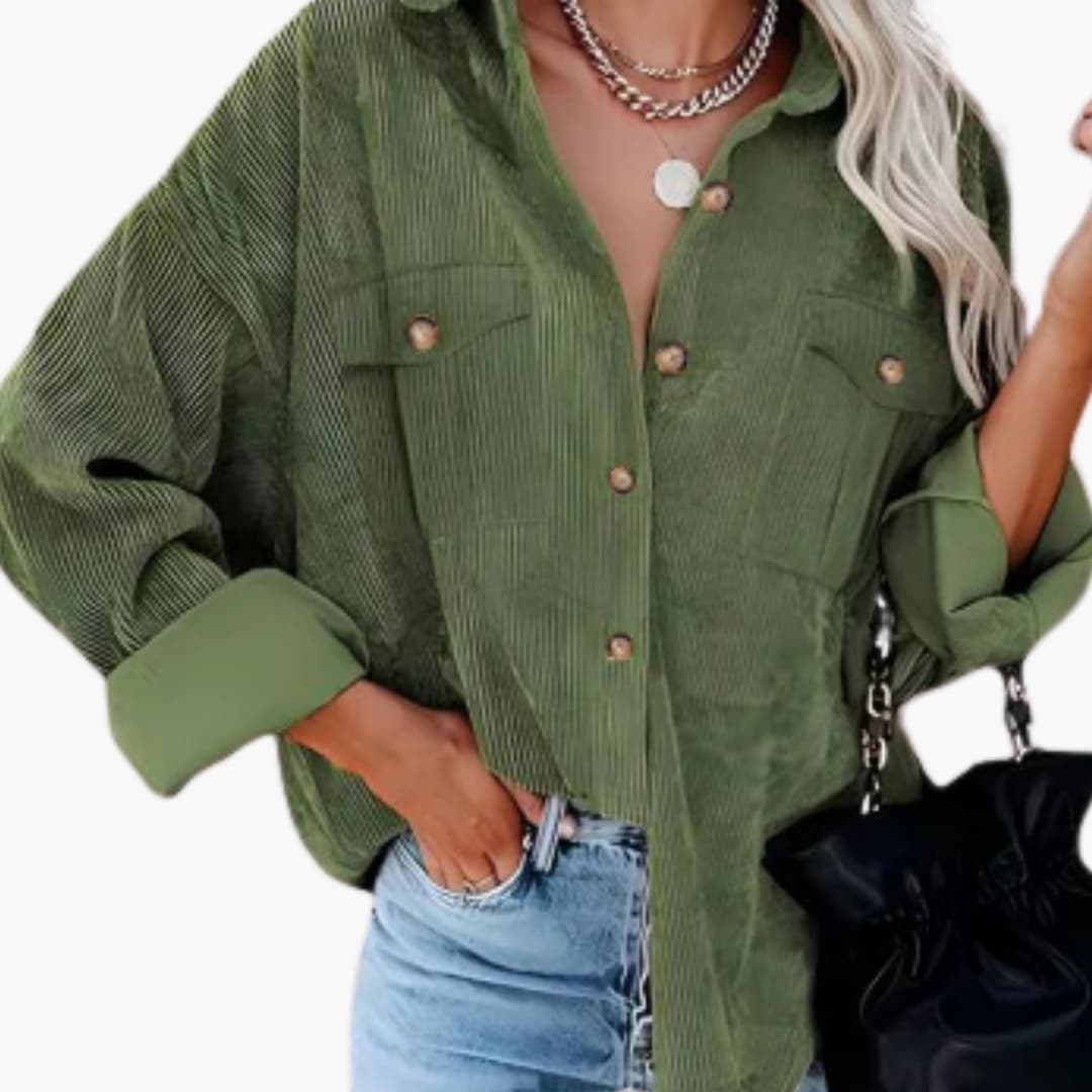 Camicia a coste da donna con chiusura a bottoni e tasche frontali
