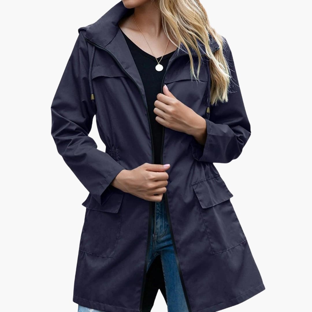 Women's fine knit jacket with hood and front zipper closure