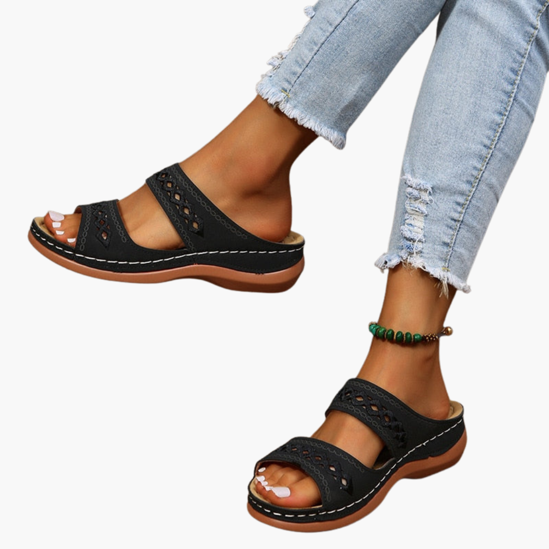 Femmes Sandales en cuir a brides ajustables et semelle soutenue