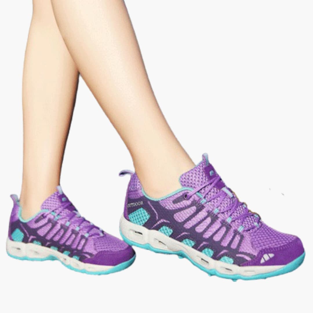 Women's Hiking Shoes in Mesh