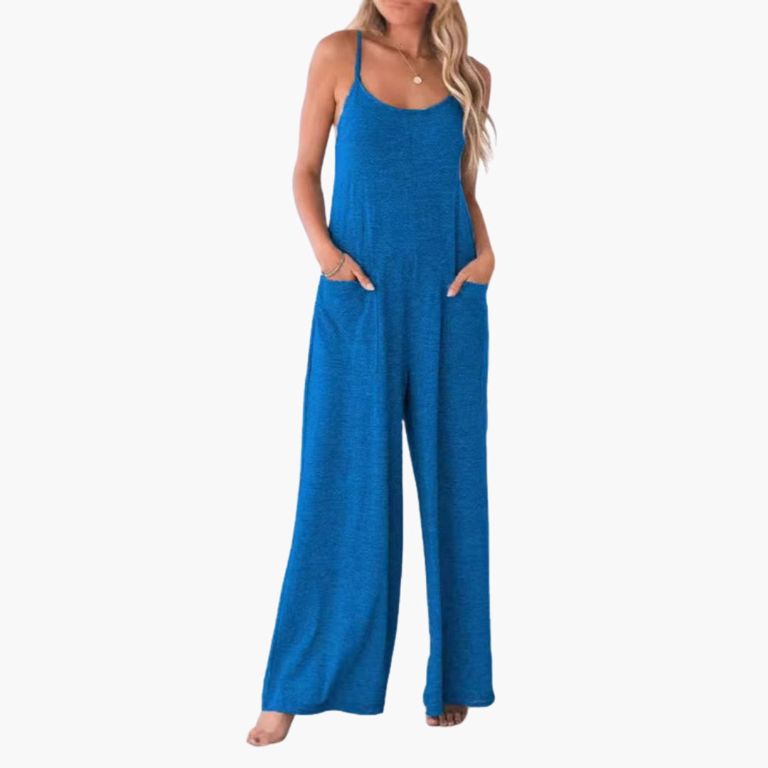 Tuta donna con sottili spalline e tasche