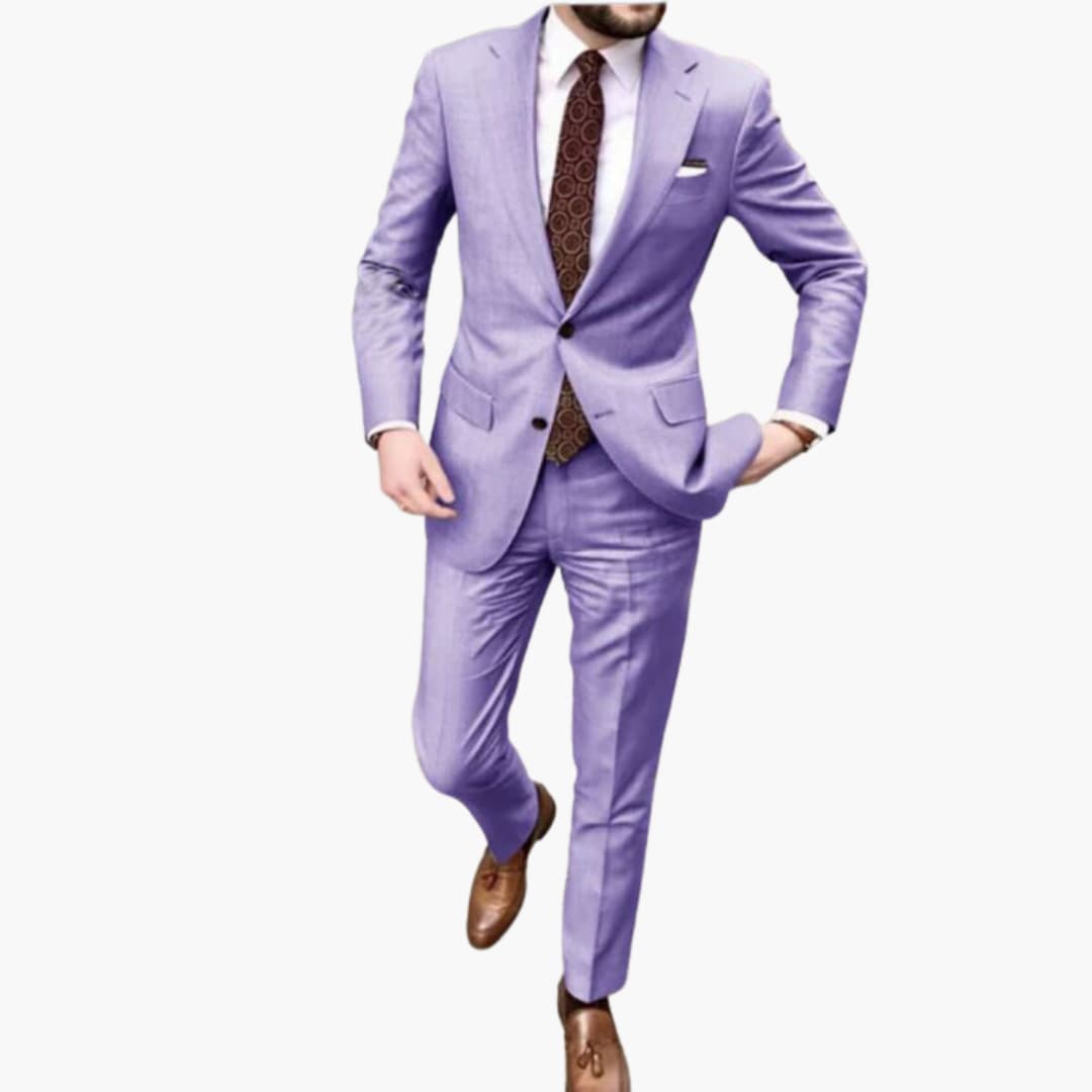 Costume homme deux pièces avec revers classiques et pantalon slim